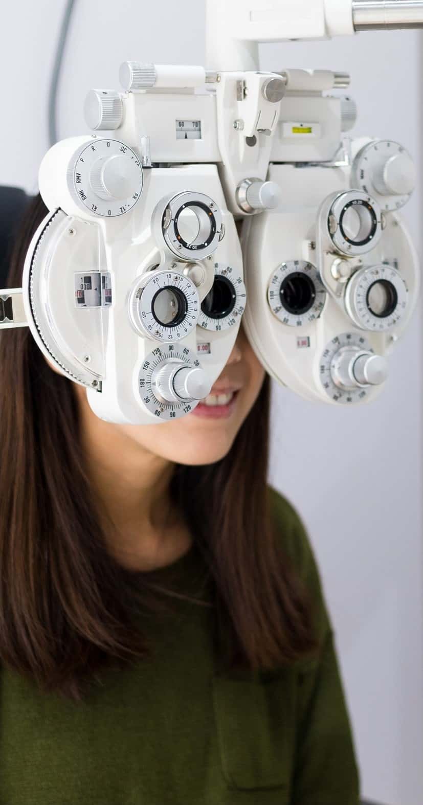 Patient recieving eye exam from local eye doctor